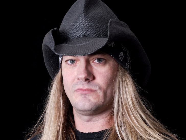 Former Skid Row lead singer Johnny Solinger passes away after battling liver failure